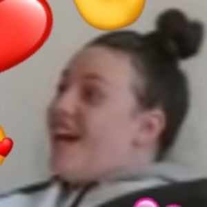 Meet your Posher, Ava